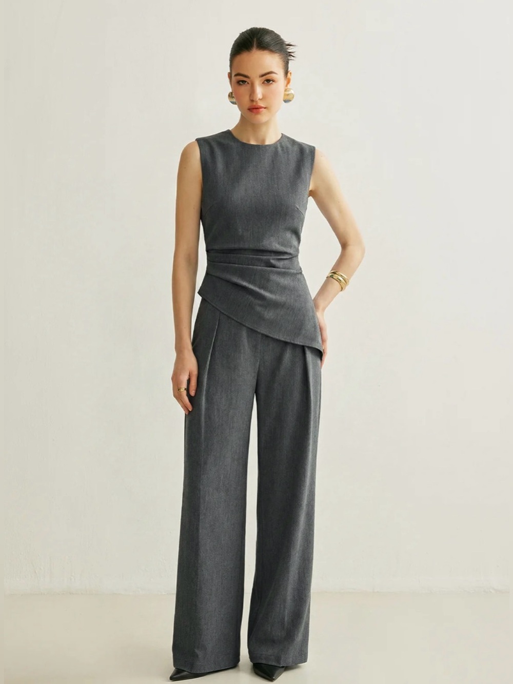 Commense Sleeveless Wide-Leg Pant & Tailored Top Set in Charcoal